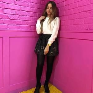 Meet your Posher, Alina